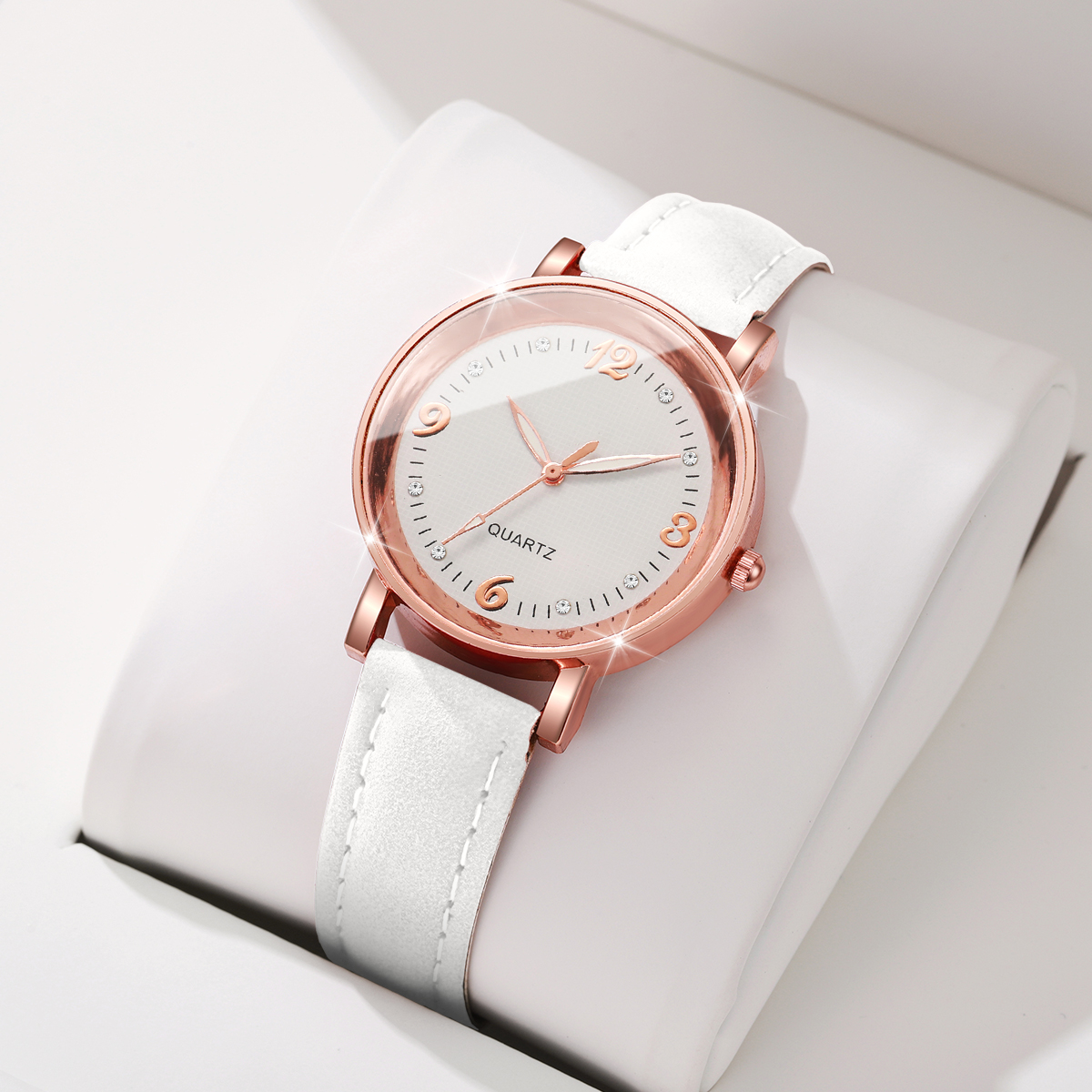 2PCS Surprise Mystery Box-Wome - огляд і ціна Fashion Women Watches