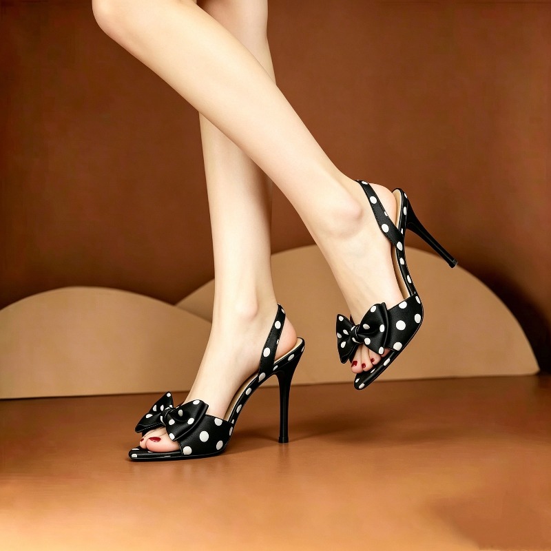 French Polka Dot Bow Pointed T - огляд і ціна Women'S Fashion Line