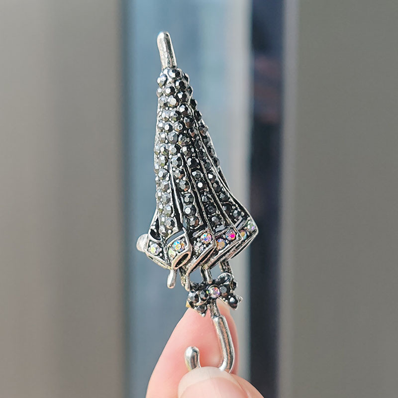 Retro Inlaid Rhinestone Umbrel - огляд і ціна Women'S Fashion Umbrella