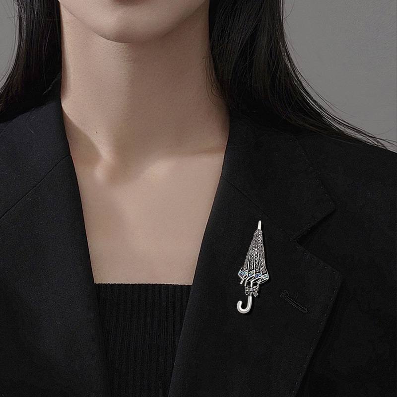 Retro Inlaid Rhinestone Umbrel - огляд і ціна Women'S Fashion Umbrella