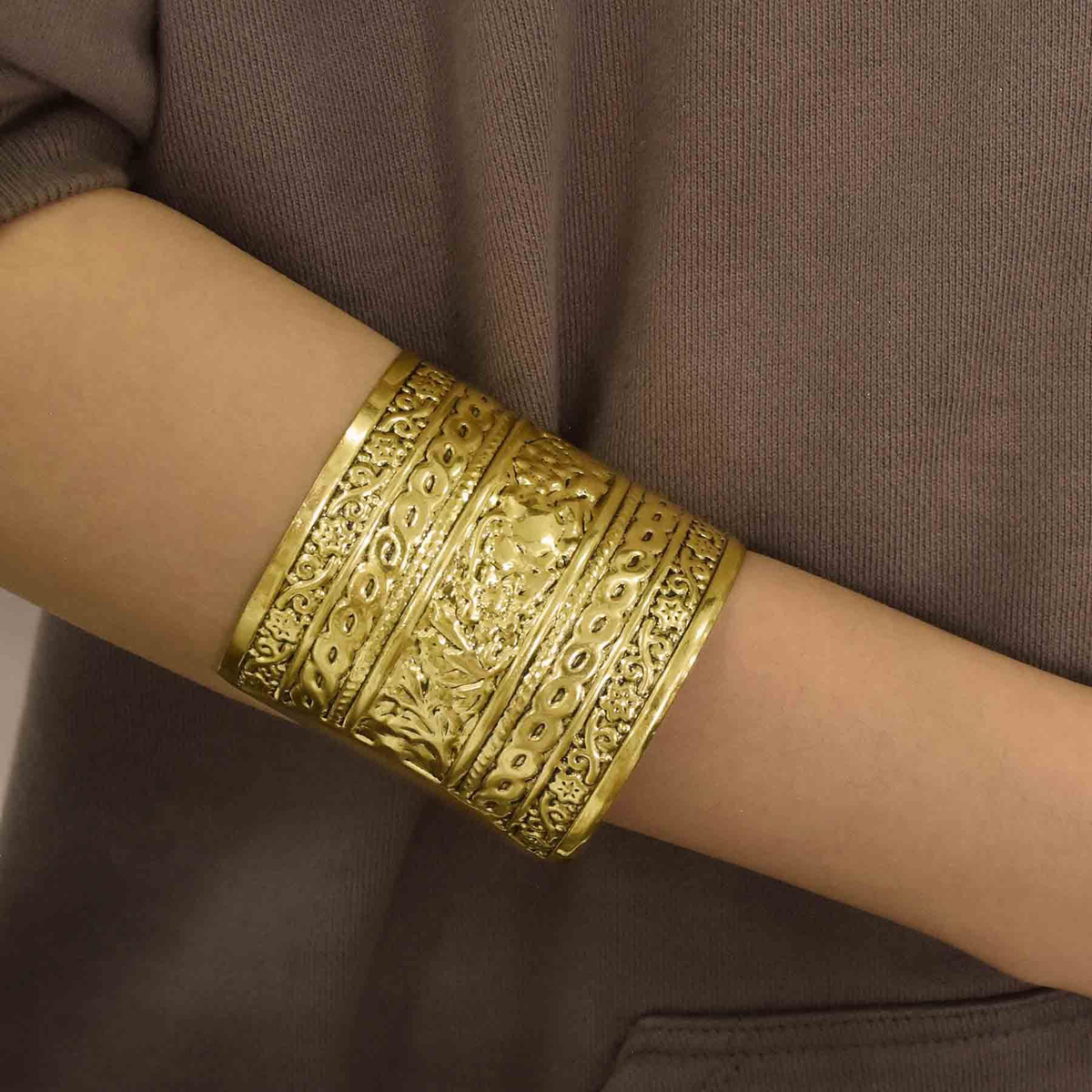 Vintage Alloy Carved Flower Cu - огляд і ціна Women Fashion Pakistan
