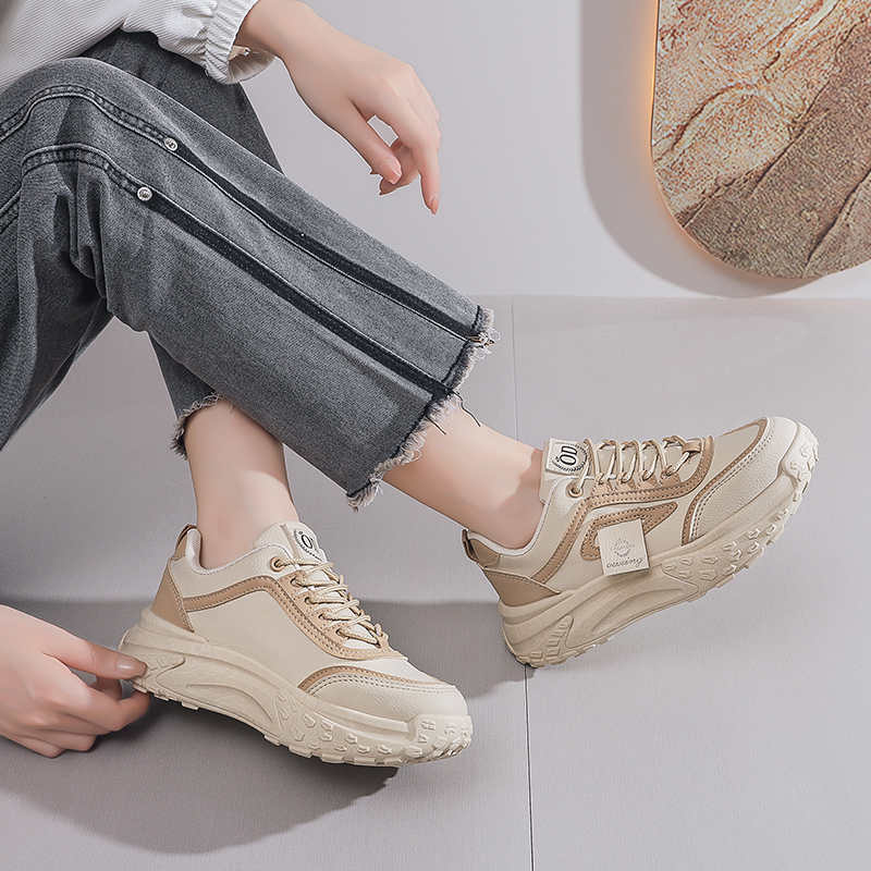 With Lacing Platformed Black B - огляд і ціна Sneakers Fashion Women